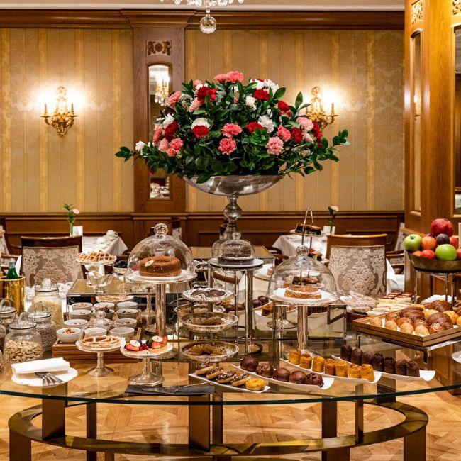 Five-star luxury hotel in the centre of Bologna | Grand Hotel